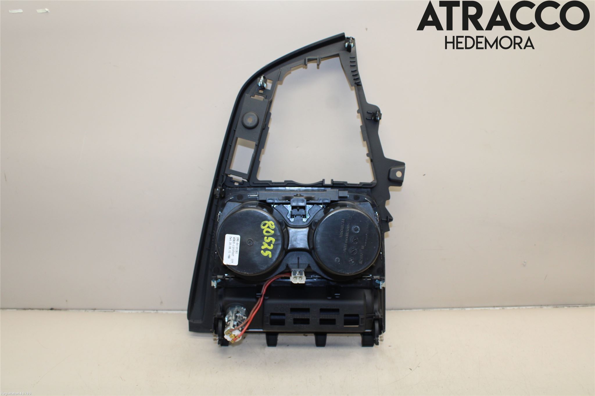 BMW 3 F30/F31/F80 12-19 Innr Koppholder