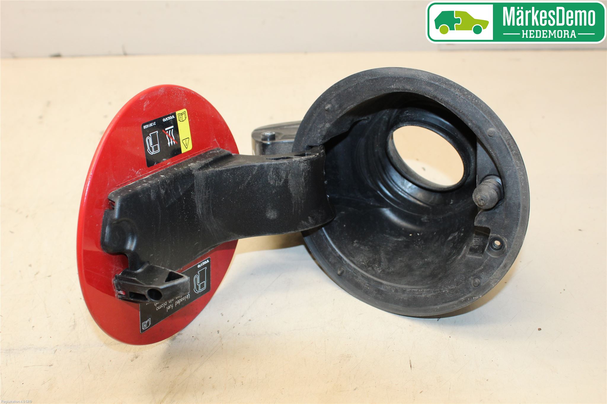 Volvo V40 12-19 Drivstoff Tankluke