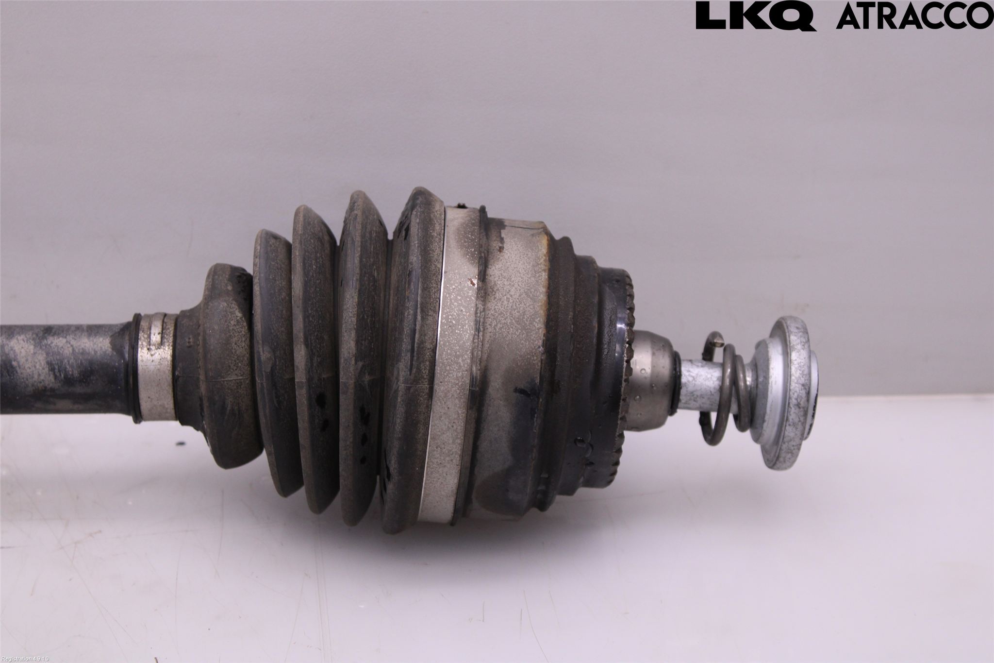 BMW 5 G30/G31/F90 17-23 Drivaksel Foran Kompl Høyre