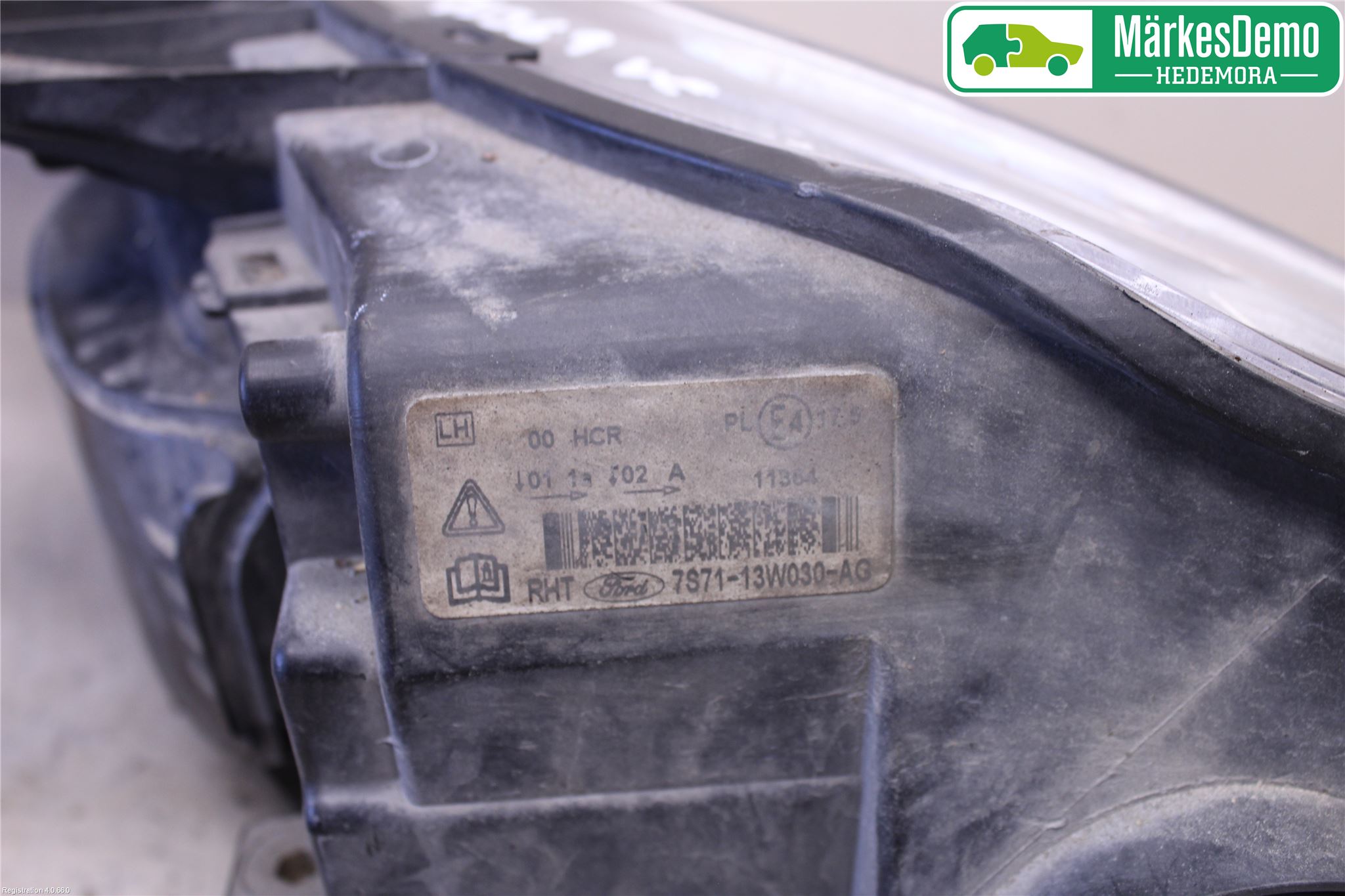 Ford MONDEO 07-15 Frontlykt Venstre
