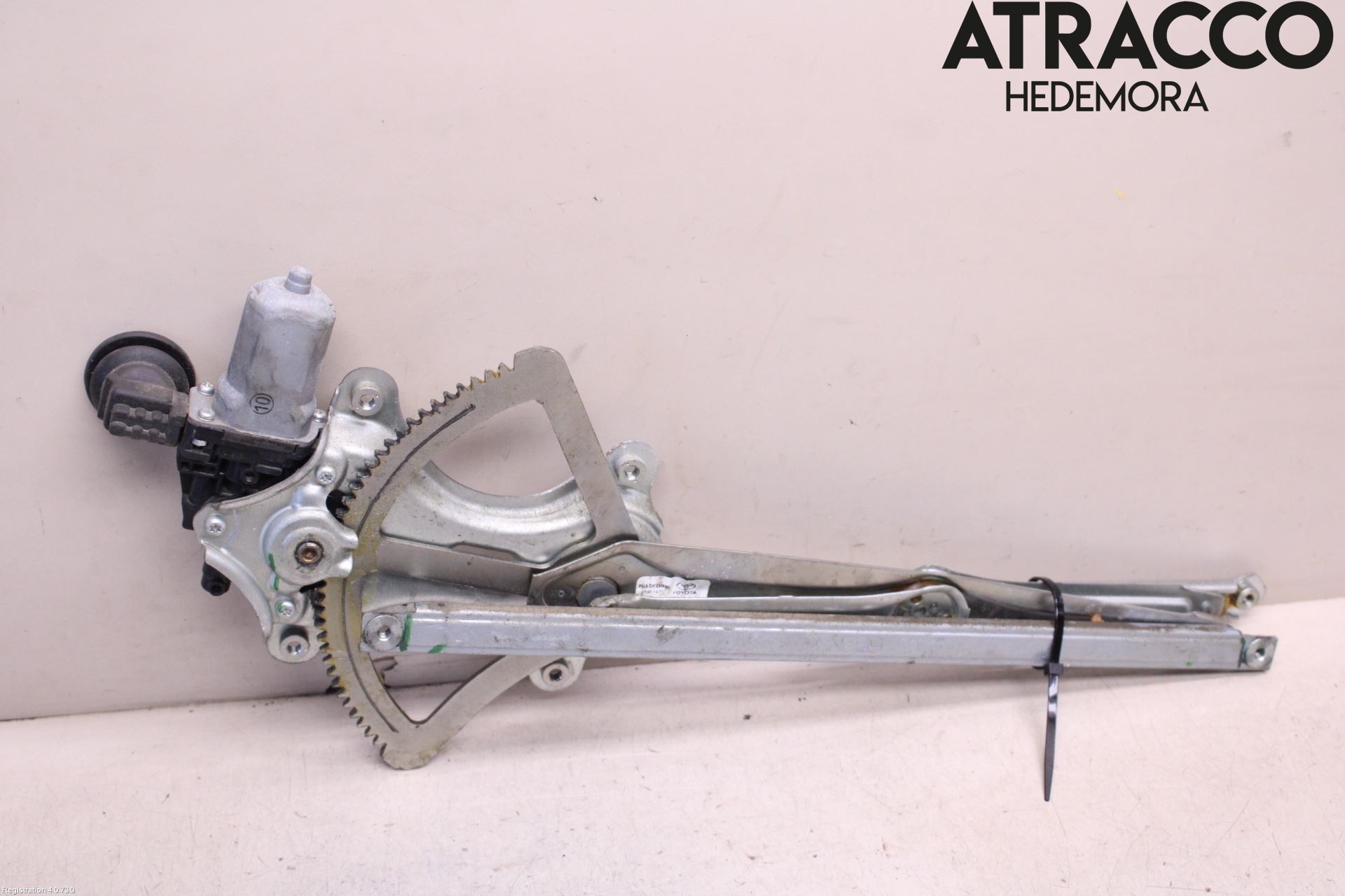 Toyota HILUX 05-16 Vindusheis El Komp