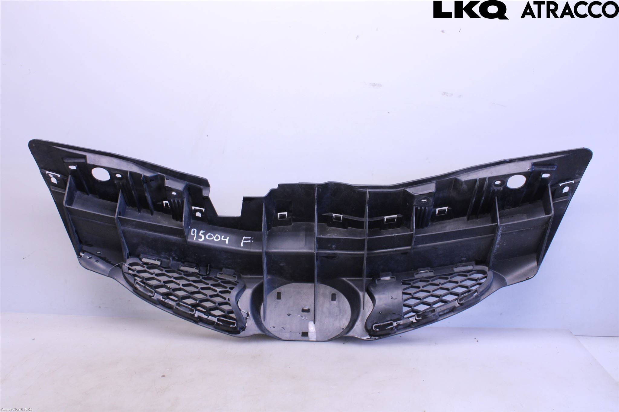 Toyota AYGO 06-14 Grill Komplett