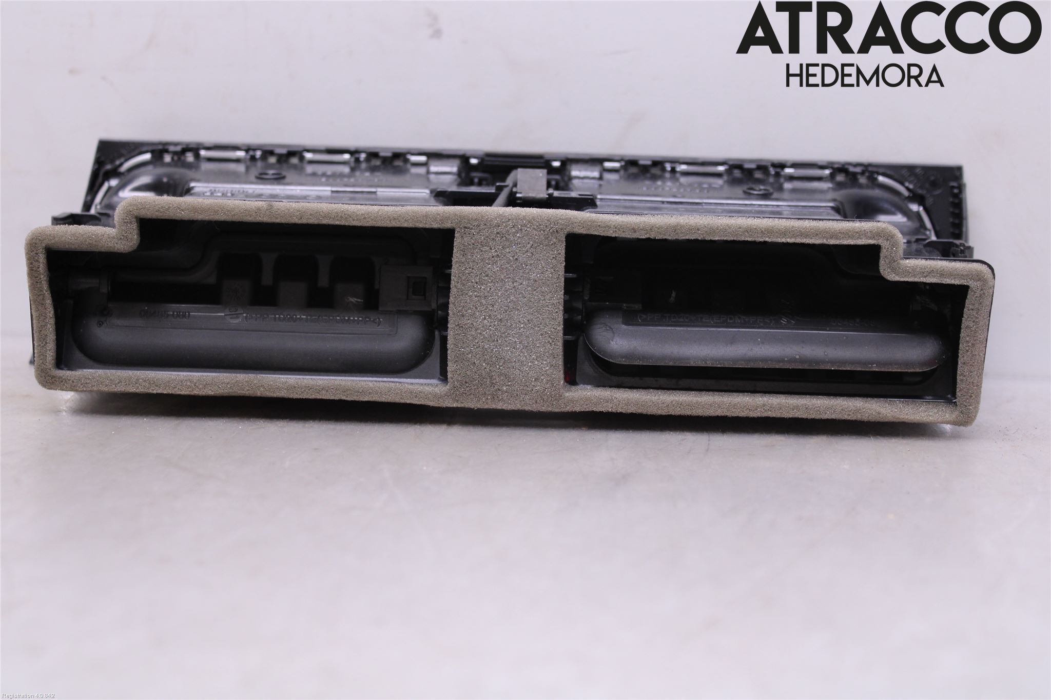Audi A4 ALLROAD 09-16 Dashbord Kanal - Dyse