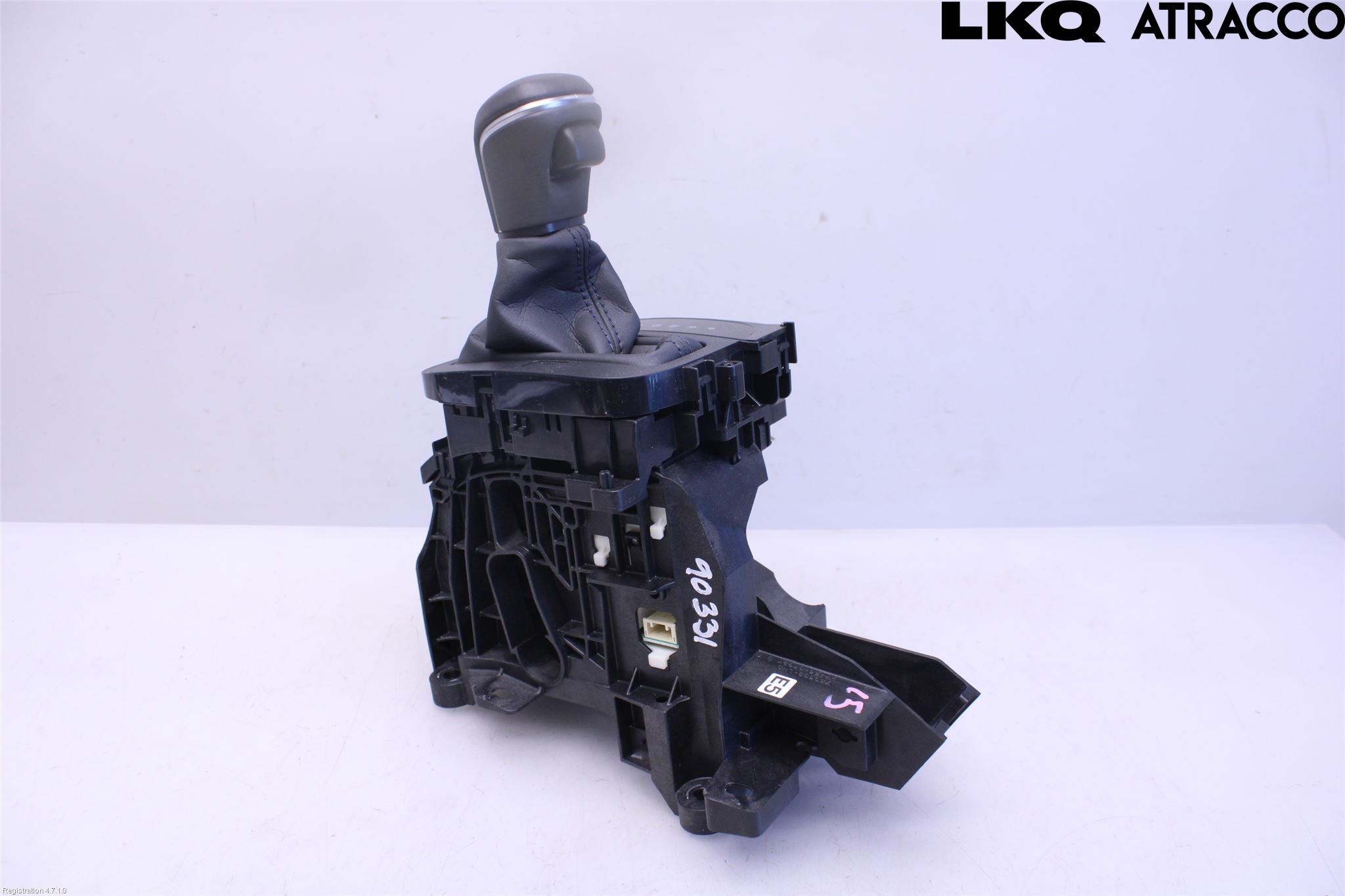 Toyota YARIS CROSS XP21 21- Gearspak