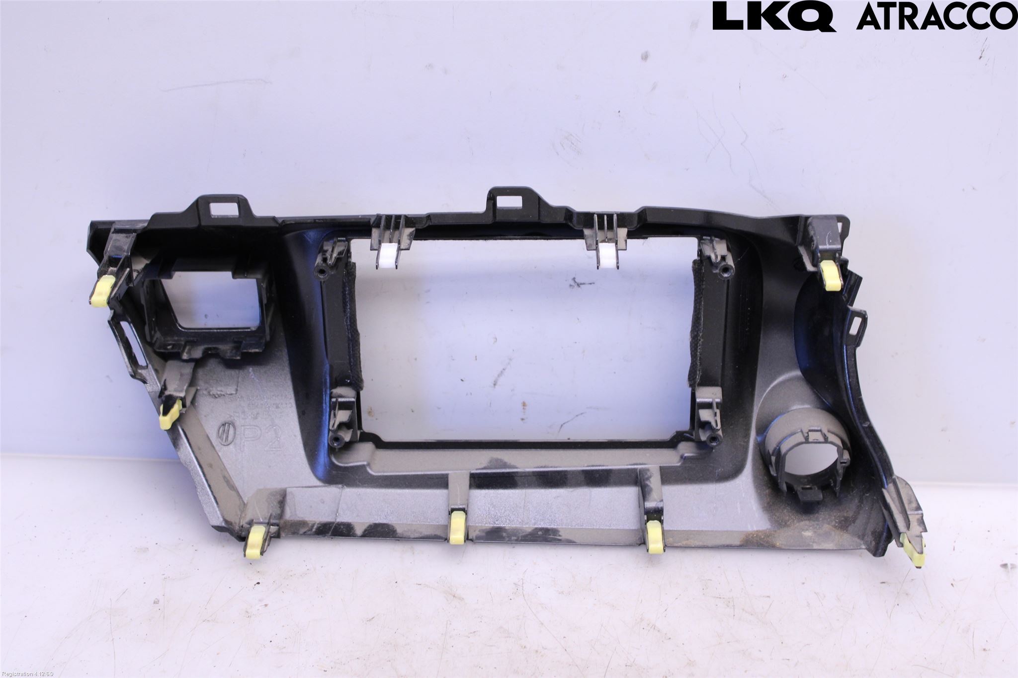 Toyota HILUX 16- Innr Radio Ramme