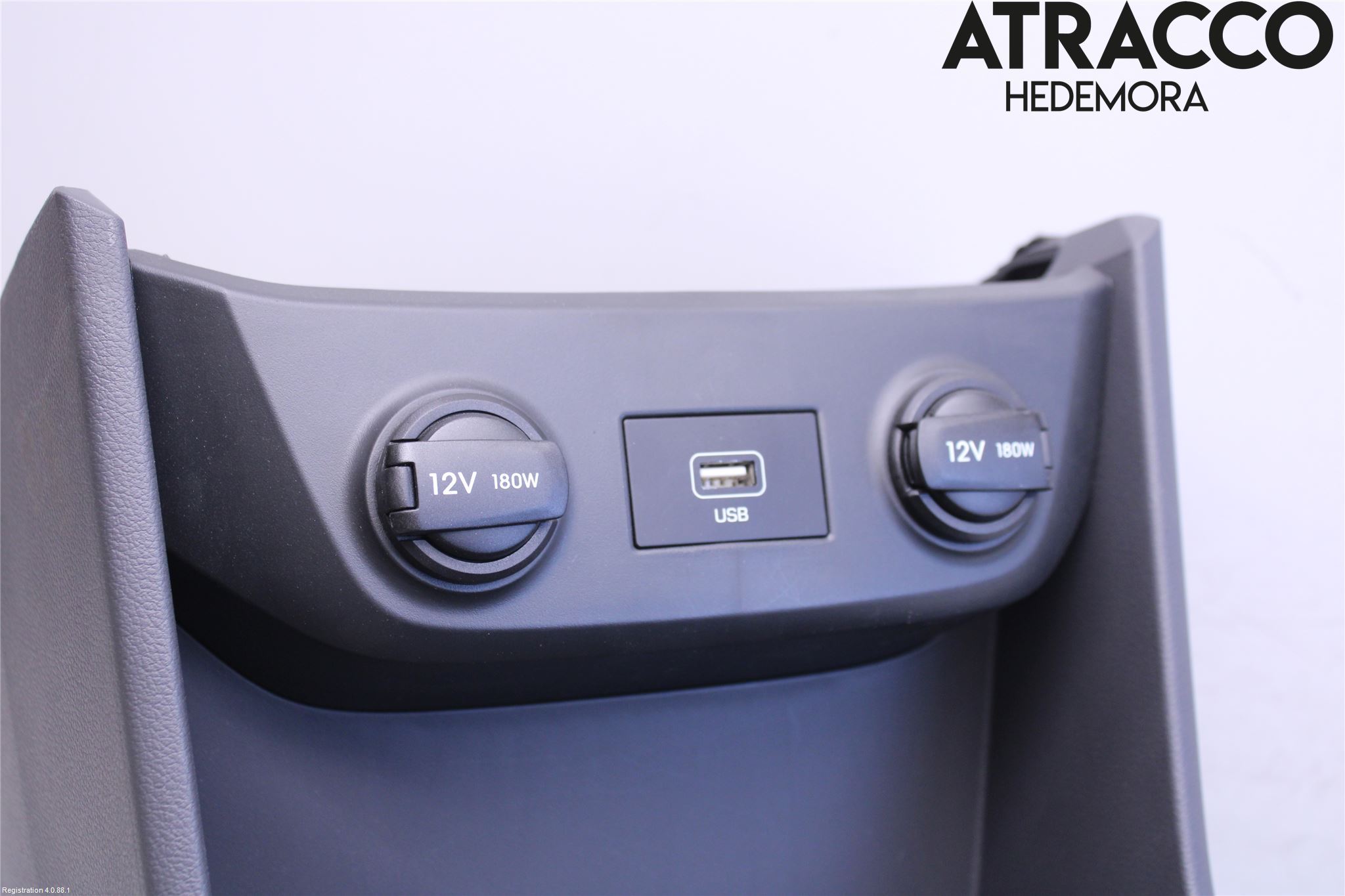 Hyundai IONIQ AE 17-22 Innr Konsoll-Lomme