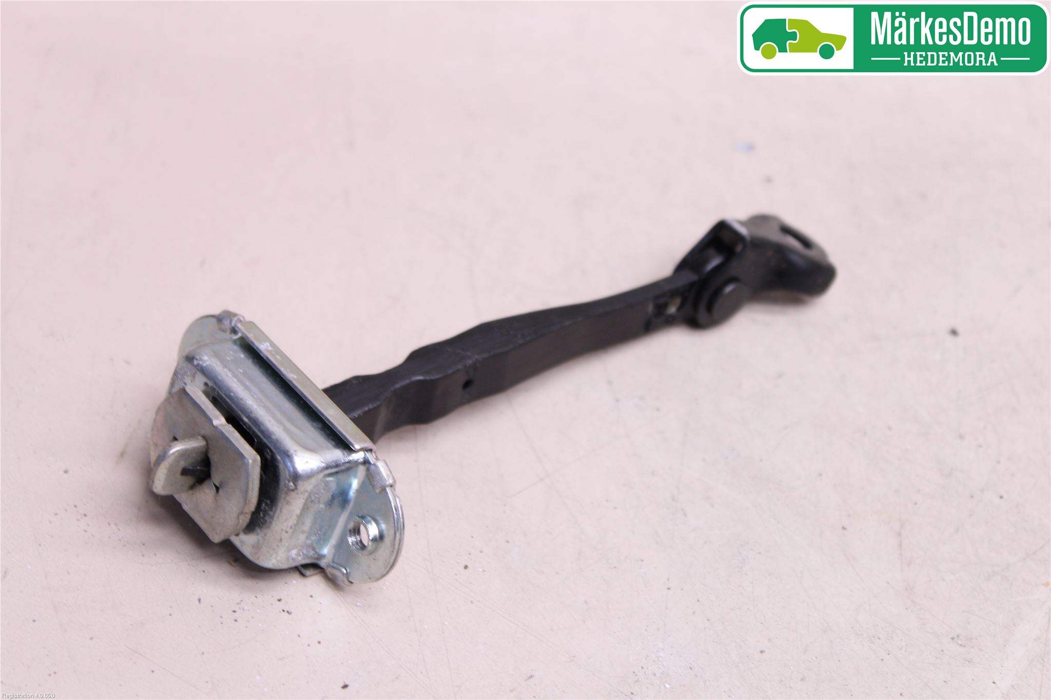 Nissan PULSAR Dørstopper