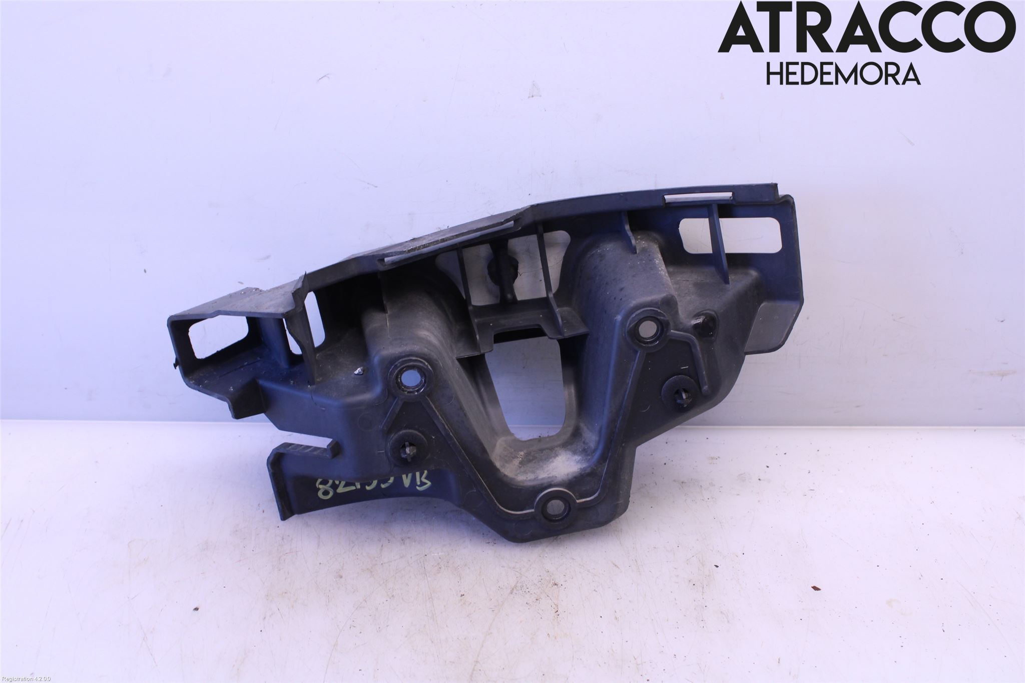 Landrover RANGE ROVER SPORT (L320) 10-13 Støtfangerfeste Bak Venstre