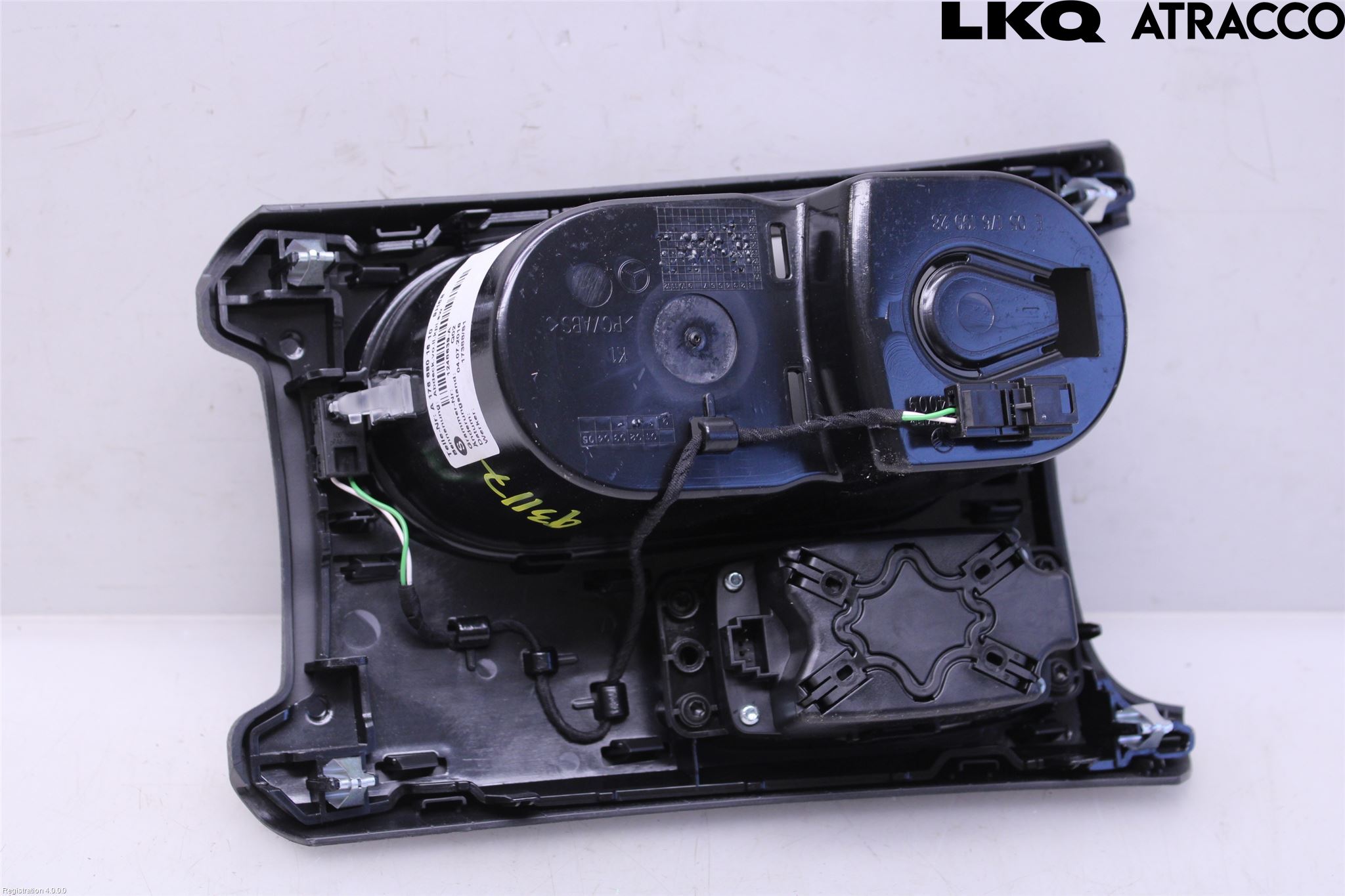 Mercedes-Benz MB CLA-KLASS (C117/X117) 13-19 Innr Koppholder