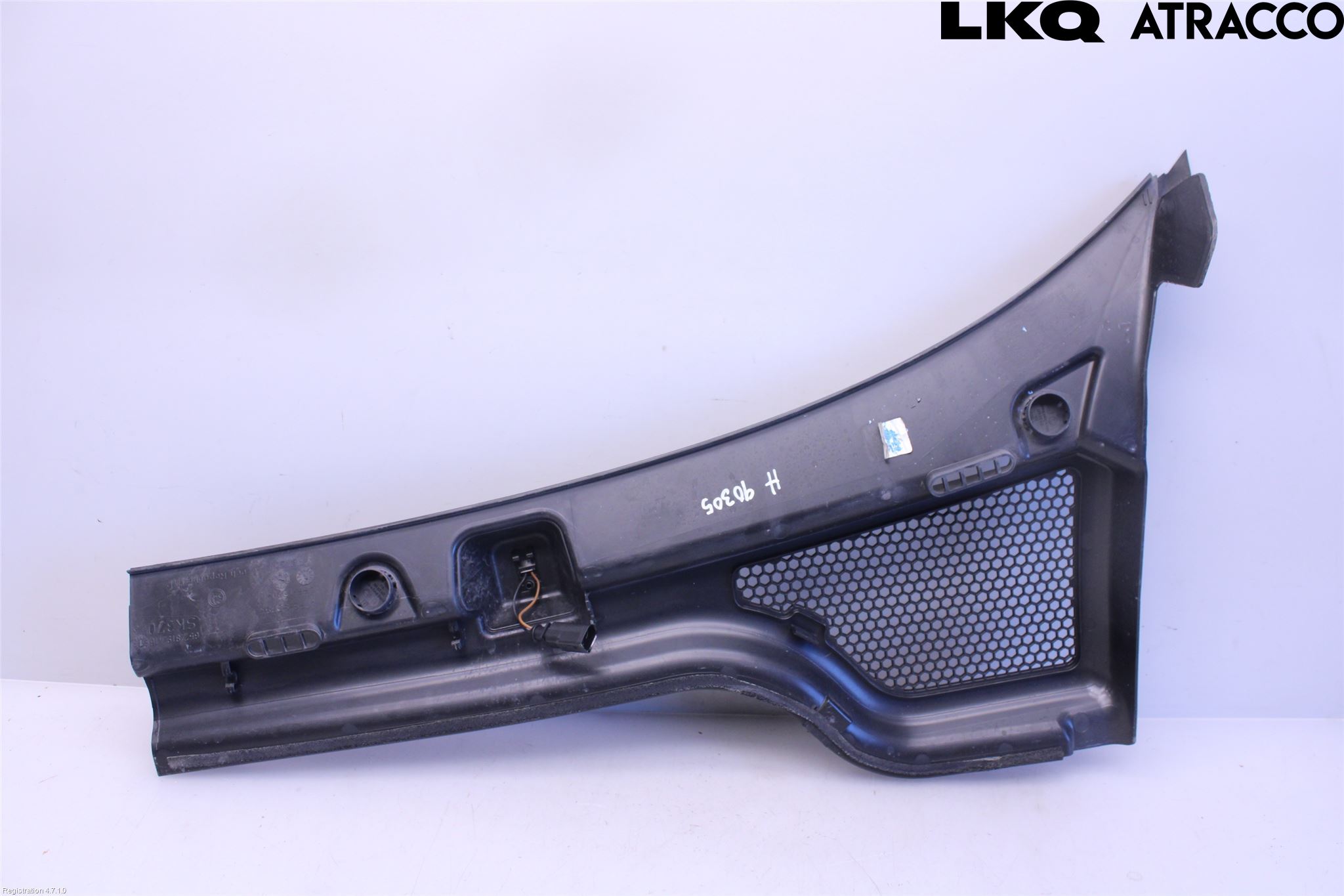 Skoda SCALA 19- Visker Deksel-Grill-Under Frr