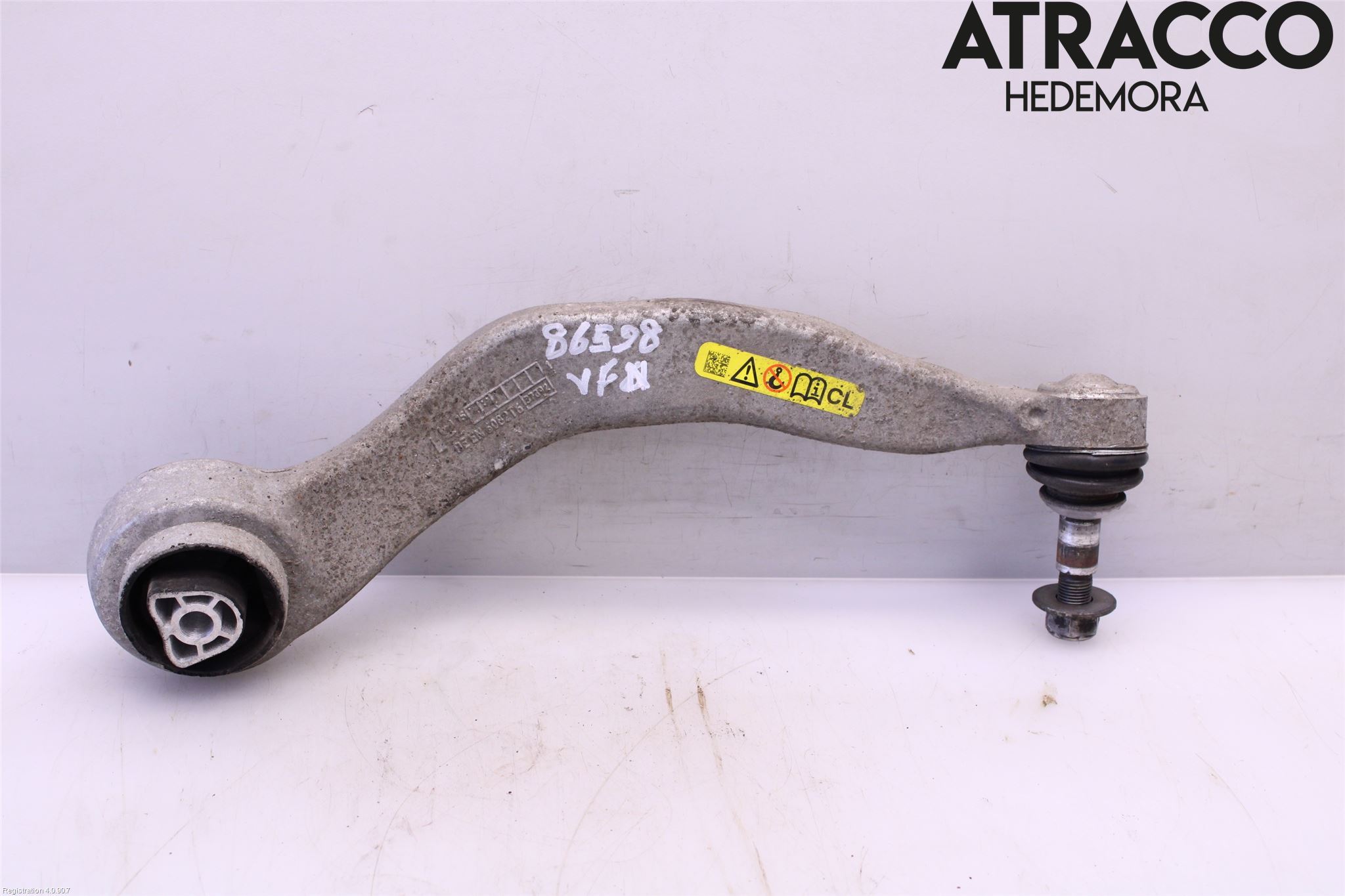 BMW 5 G30/G31/F90 17-23 Bærearm Foran Venstre Nedre