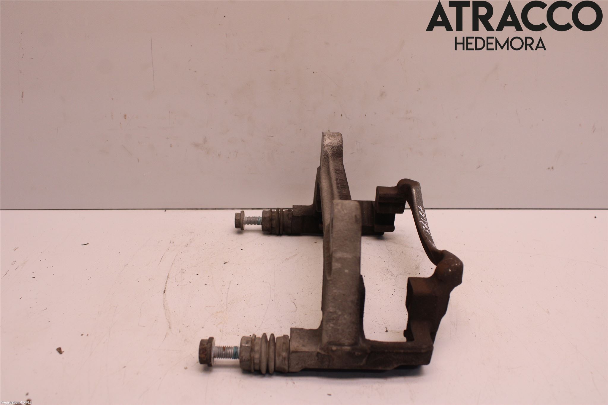 Volkswagen VW TOURAN 16- Bremsecaliper Feste Holder