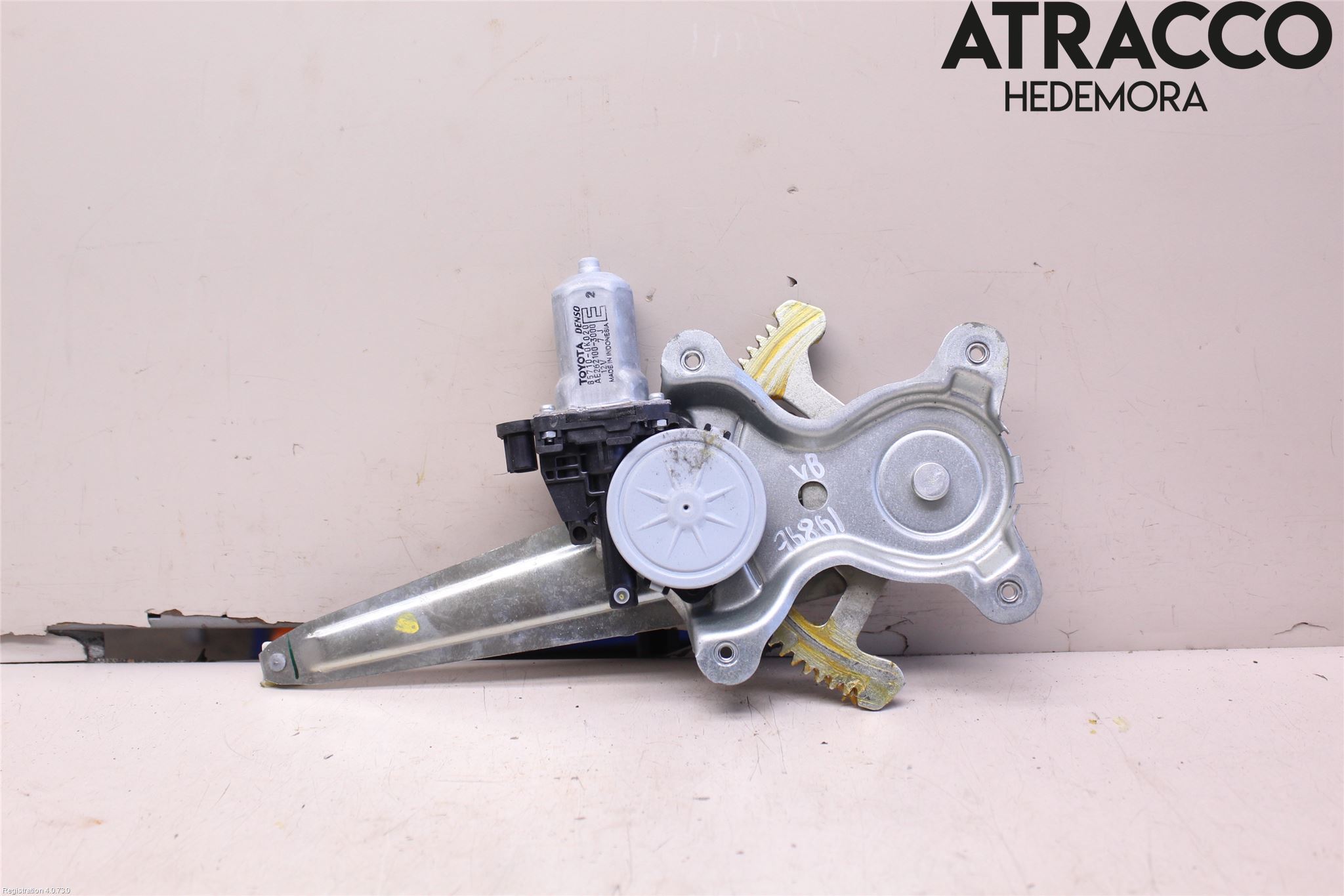 Toyota HILUX 05-16 Vindusheis El Komp