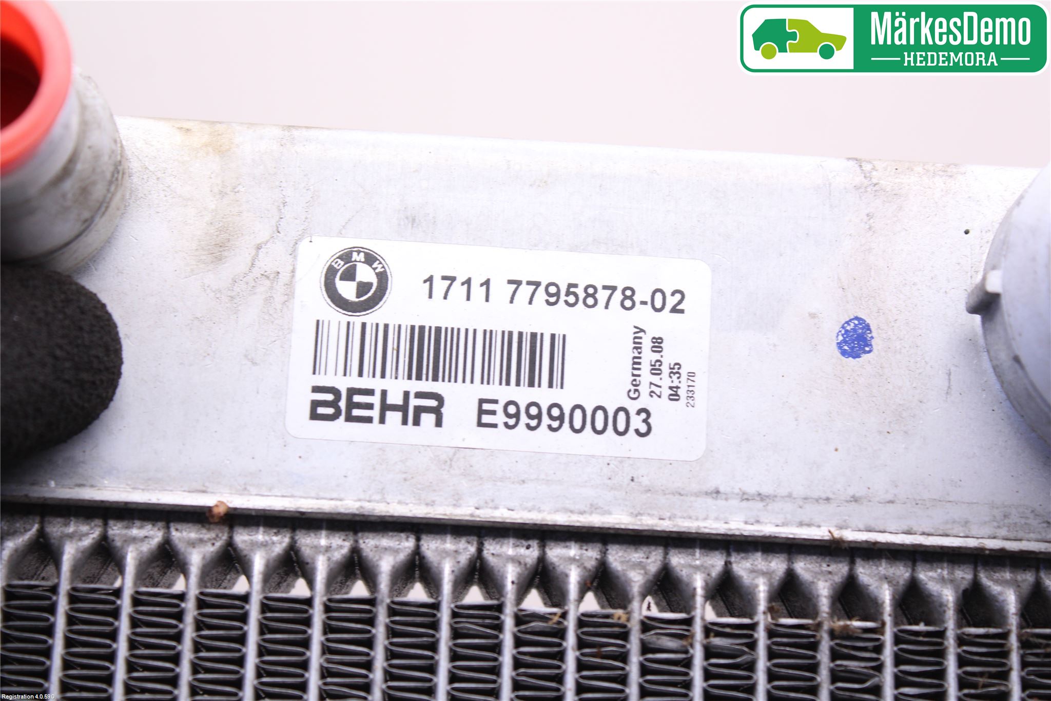 BMW 5 E60/61 Sed/Tou 02-10 Radiator Automat