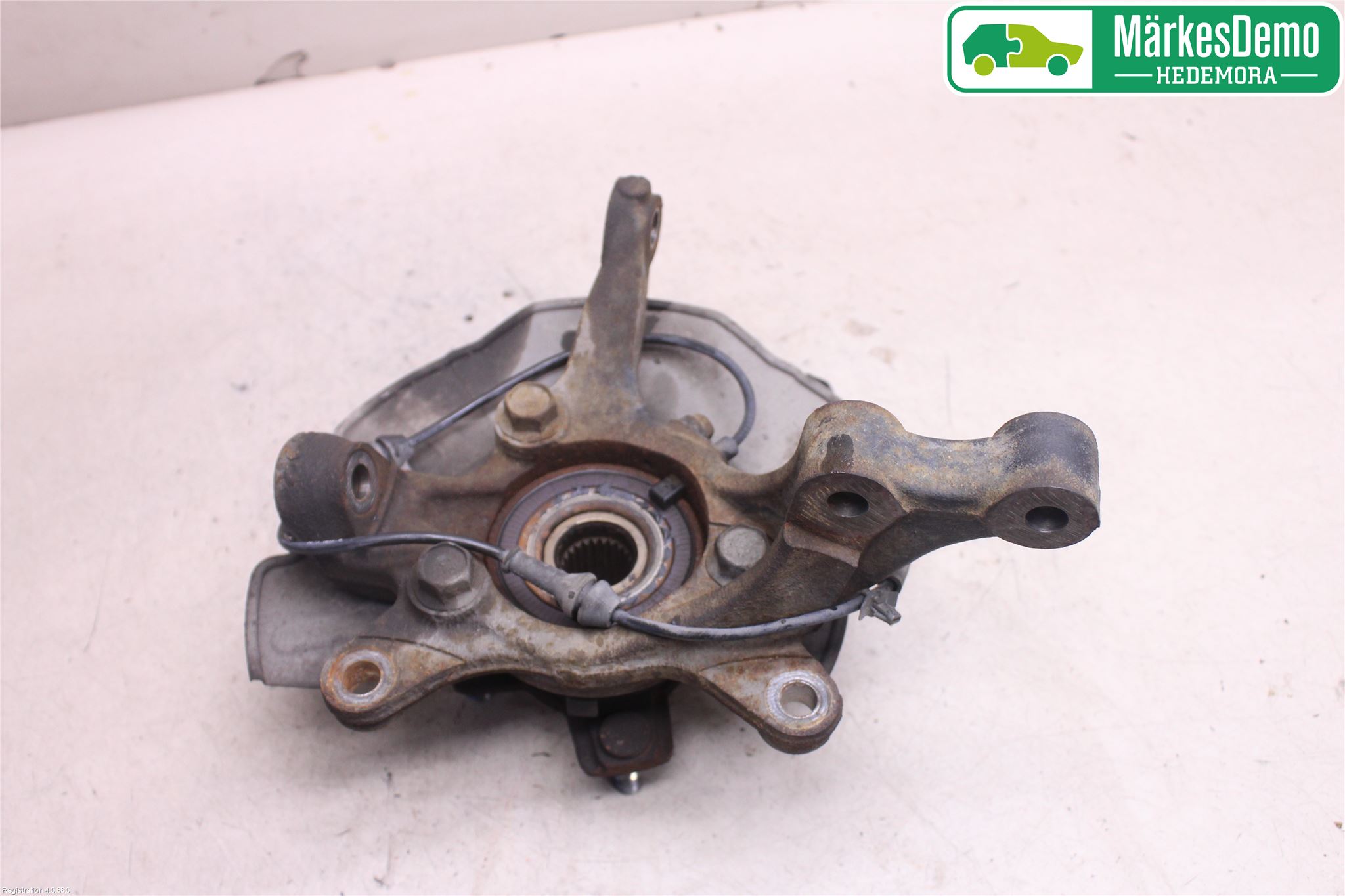Suzuki SWIFT 17-24 Spindel Vf