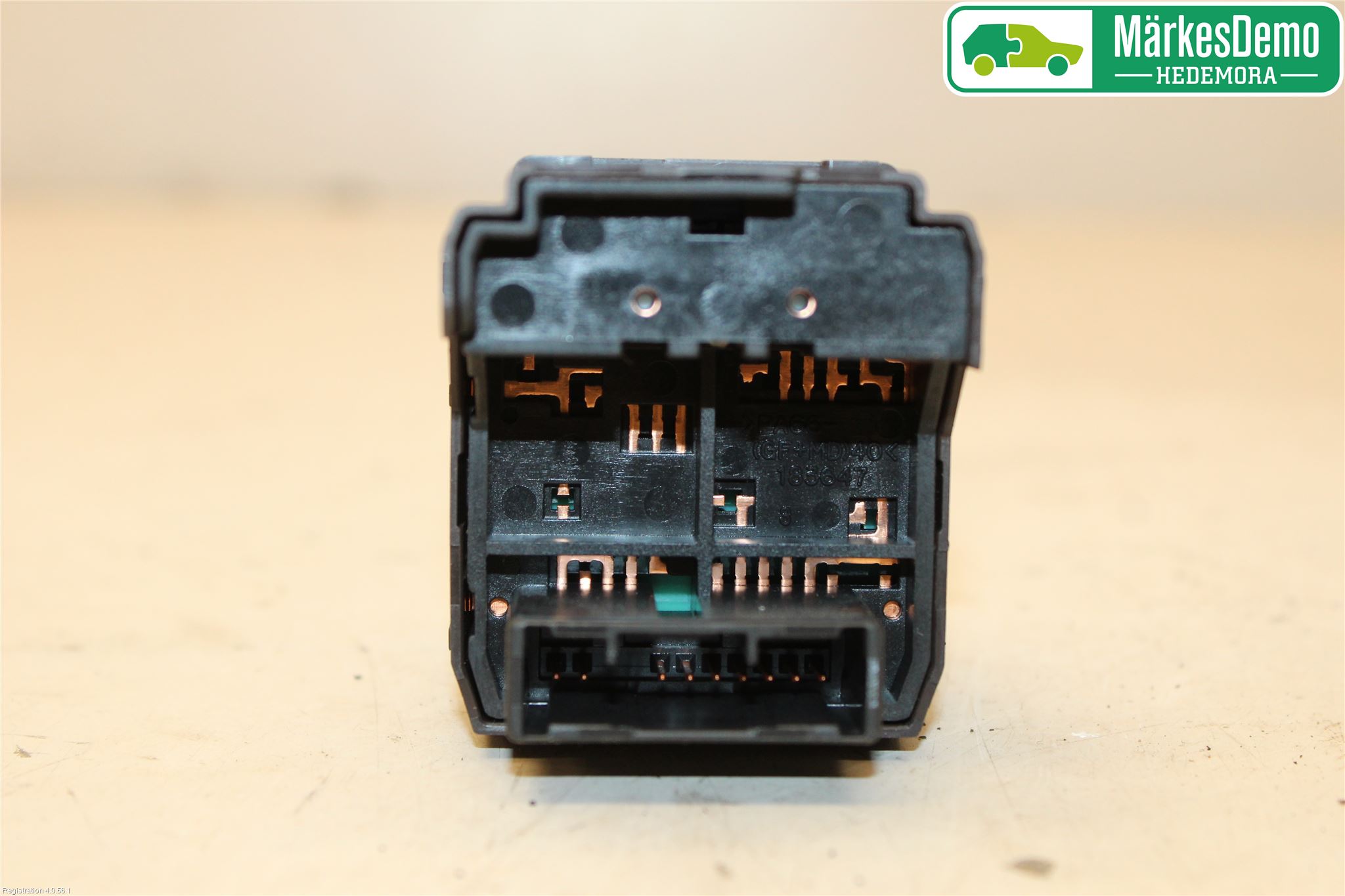 Toyota AVENSIS 09-15 Bryter Speil