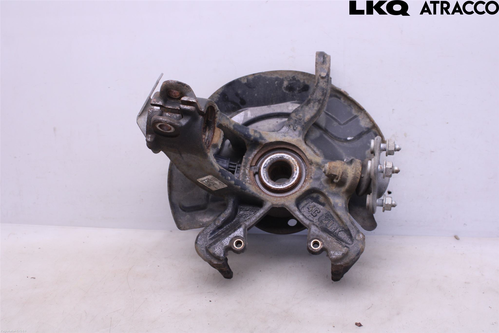 Volkswagen VW POLO VI 18->> Spindel Hf