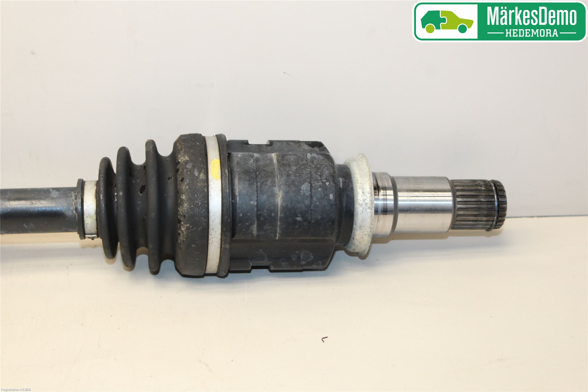 Toyota AURIS 13-19 Drivaksel Foran Kompl Høyre
