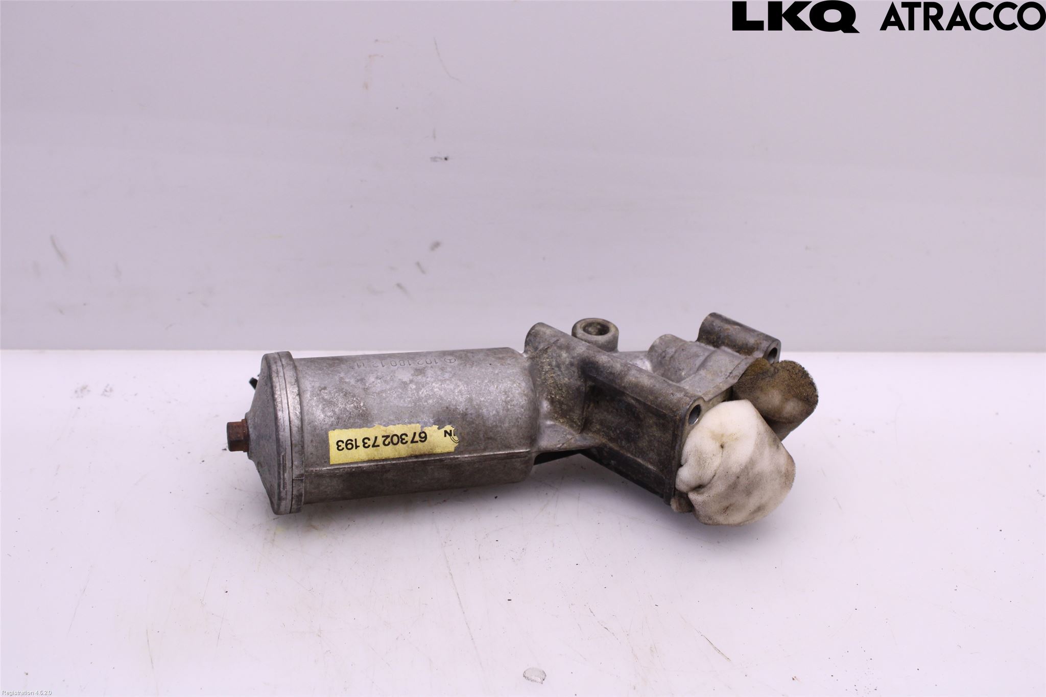 Mercedes-Benz MB 200-300  (W123) 76-86 Oljefilterholder