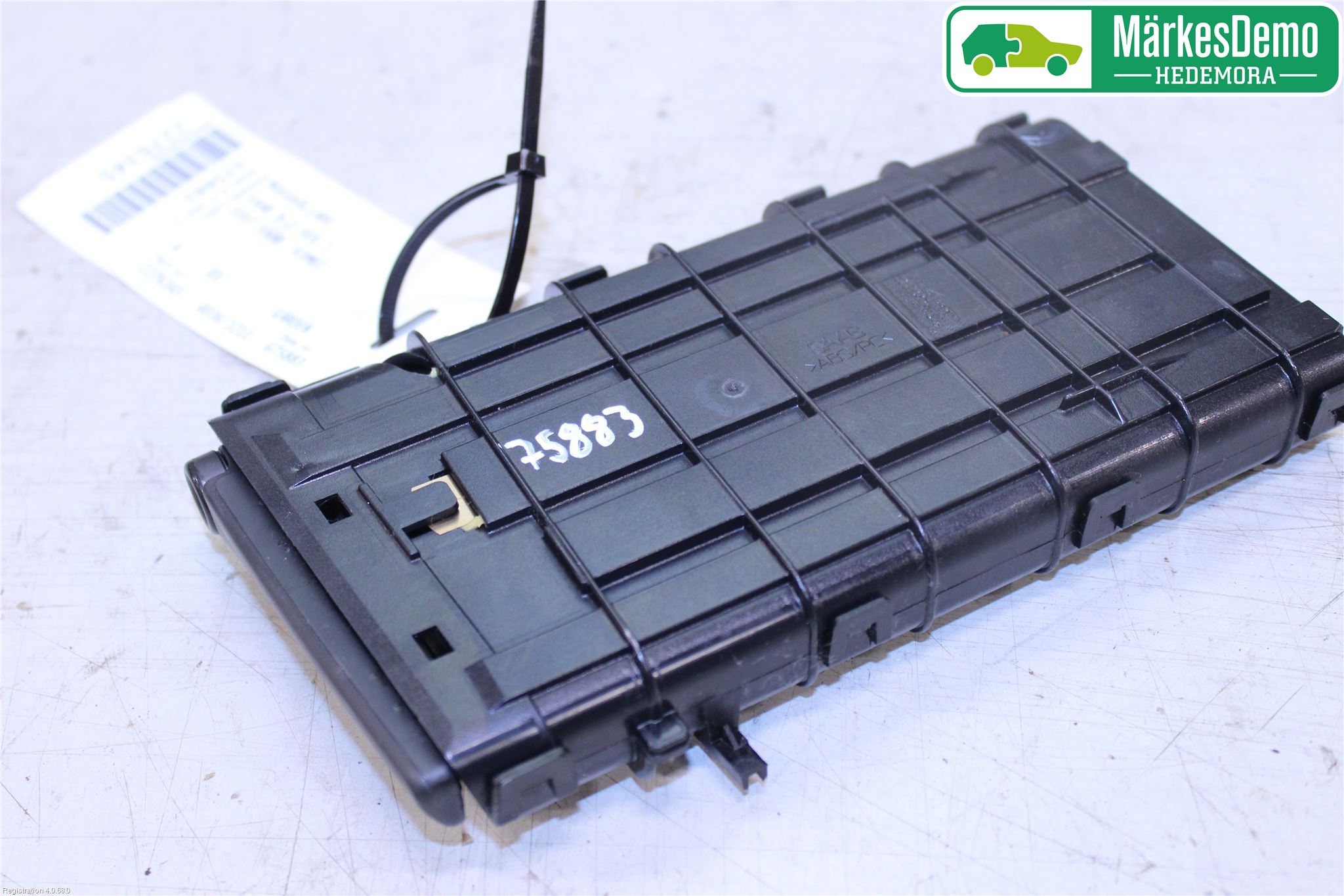 Saab 9-3 VER 2 Innr Koppholder