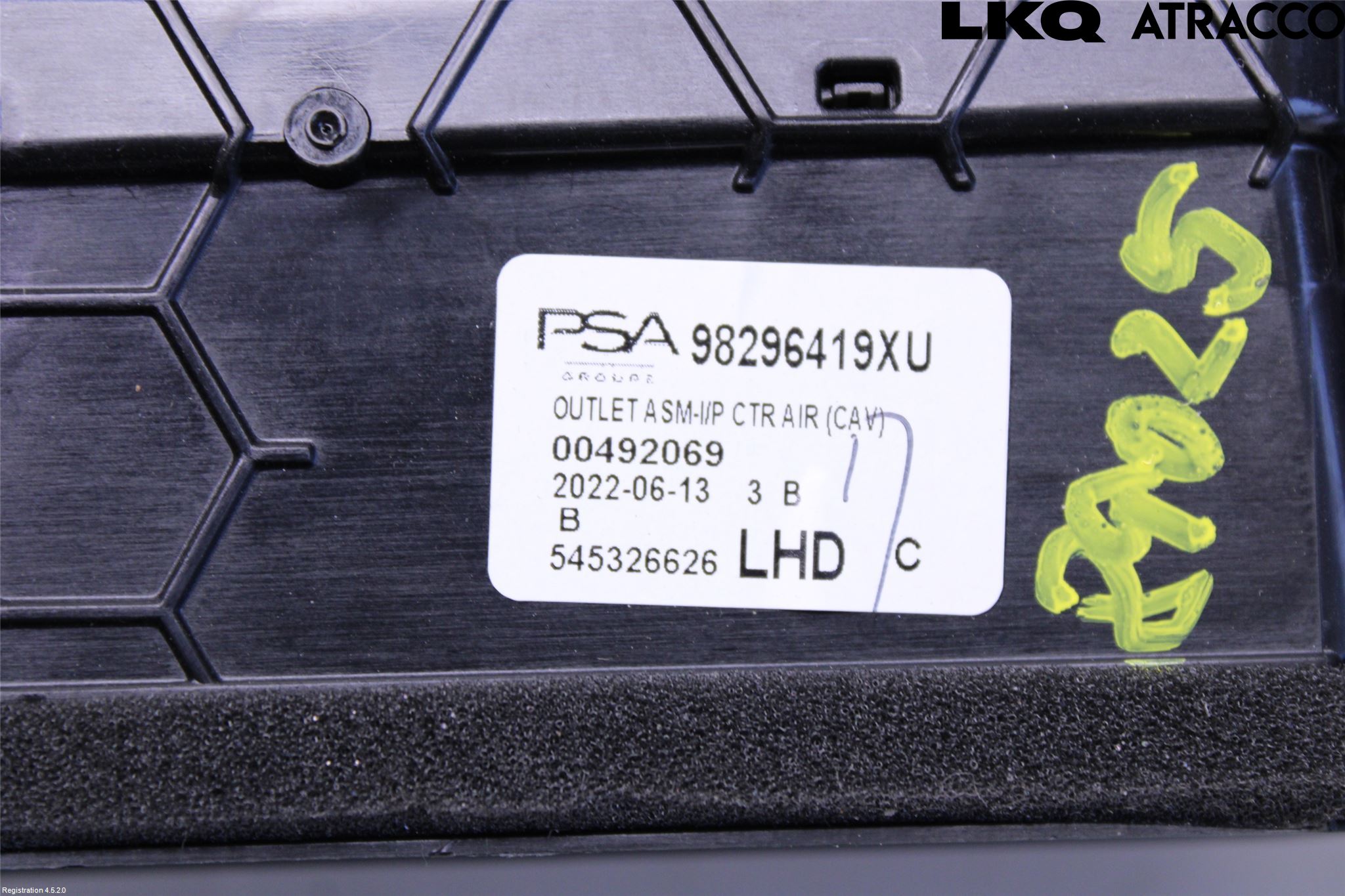 Opel CORSA F, CORSA-E 20- Dashbord Kanal - Dyse