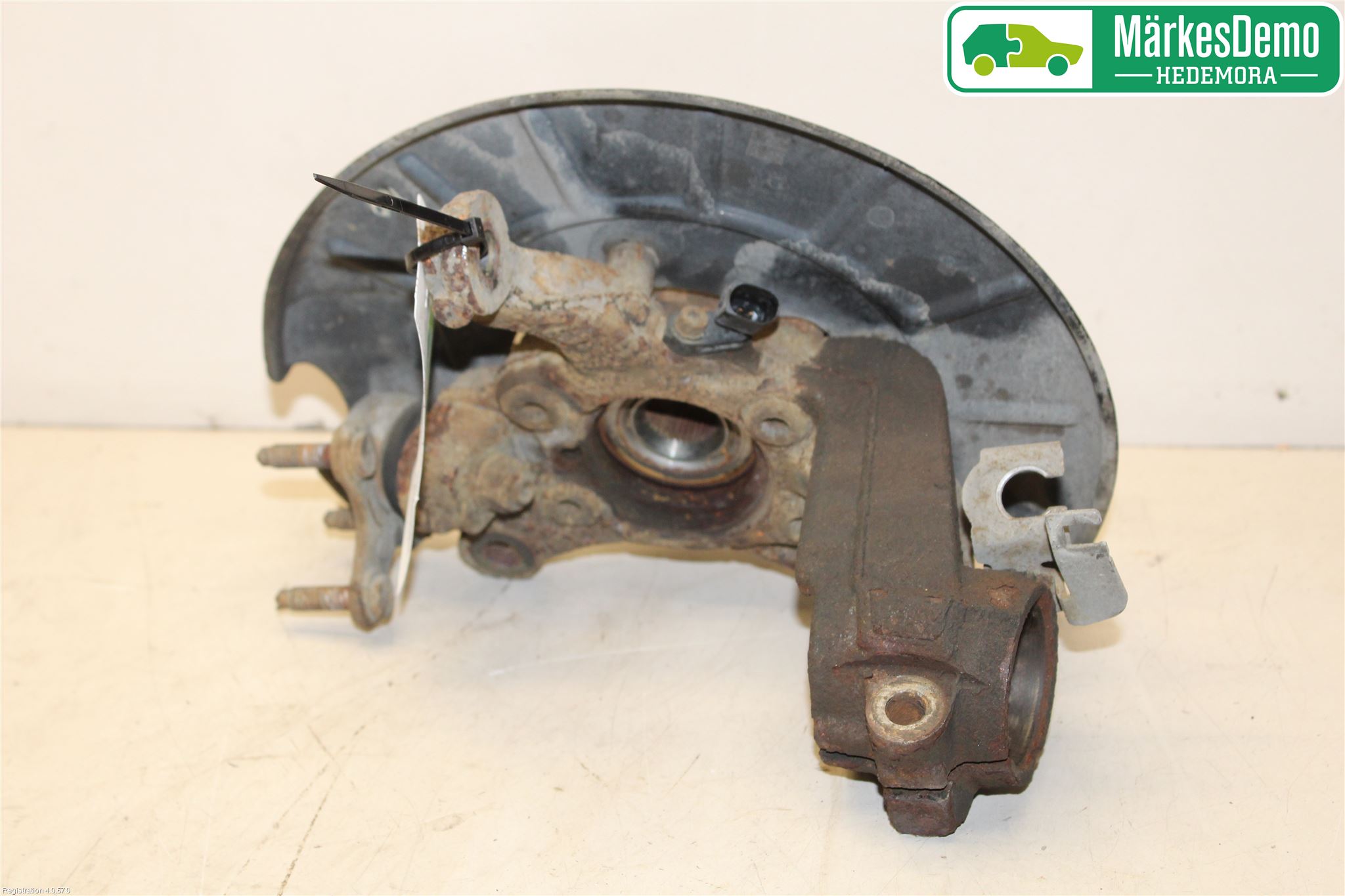 Volkswagen VW GOLF VI 09-13 Spindel Vf