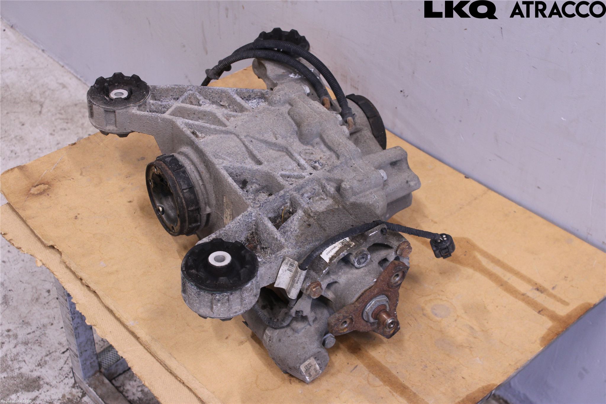 Volkswagen VW CADDY 21- Bakaksel Kardang Bak -Diff