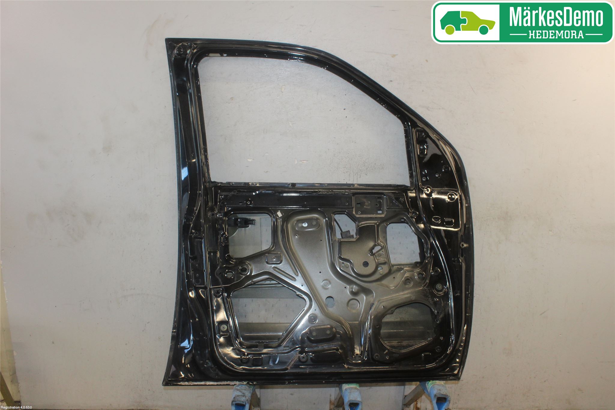 Nissan NAVARA 05-16 Dør 4D Foran Venstre