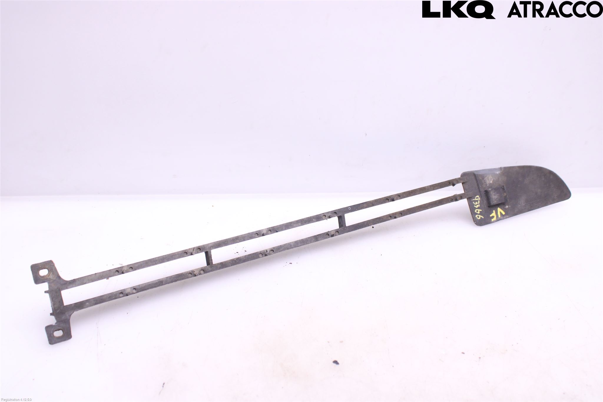 Mercedes-Benz MB 200-300  (W123) 76-86 Grilldel Venstre