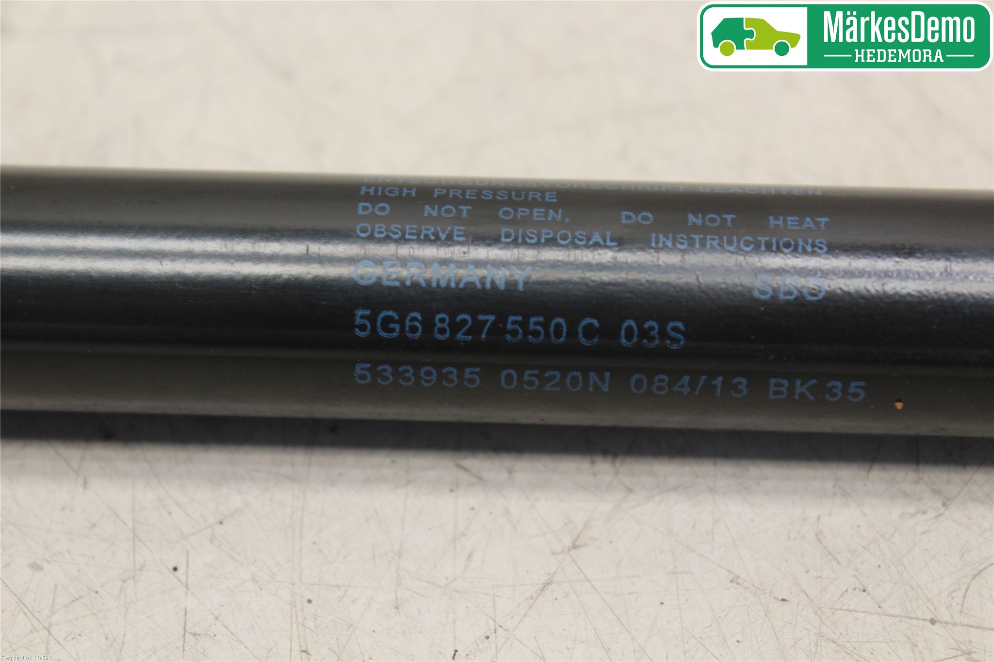 Volkswagen VW GOLF / E-GOLF VII 13-20 Bakluke Demper-Gassfjær