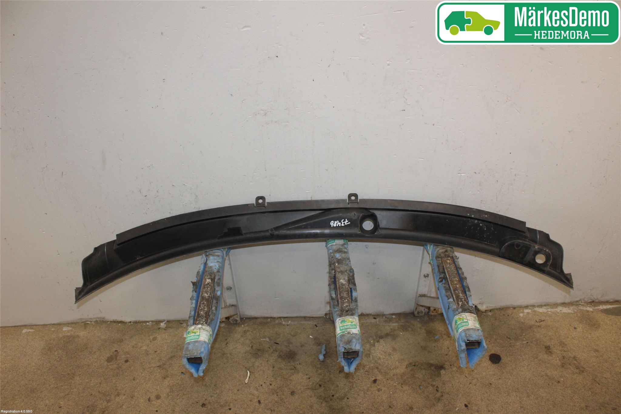 Audi A6/S6     05-11 Visker Deksel-Grill-Under Frr