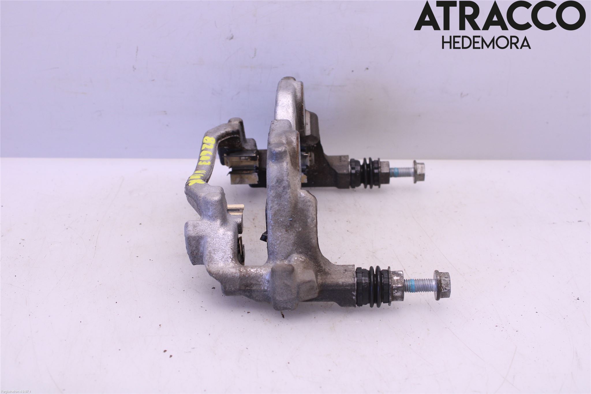 Toyota YARIS XP21 20- Bremsecaliper Feste Holder