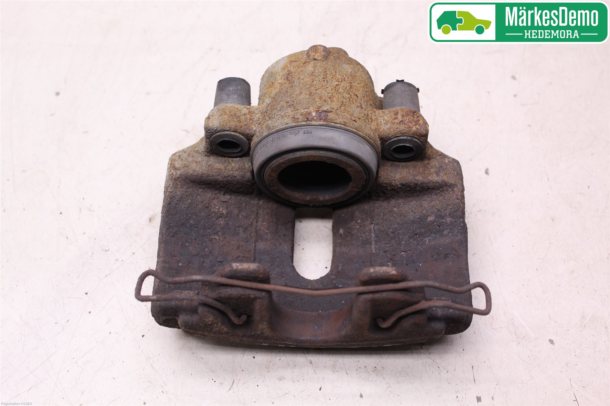 Volkswagen VW CADDY 11-15 Bremsecaliper Foran Høyre