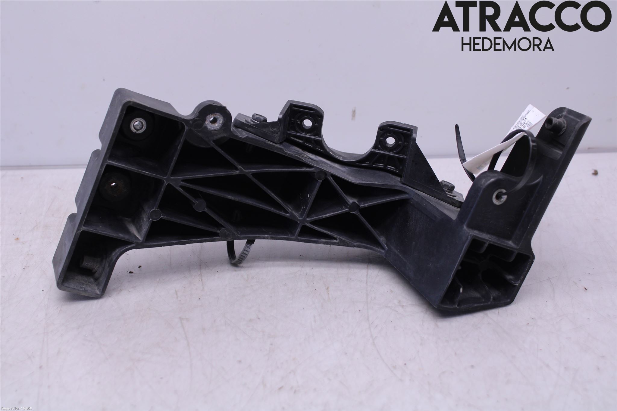 Hyundai i40 08-15 Frontlykt Ramme H Lyktering
