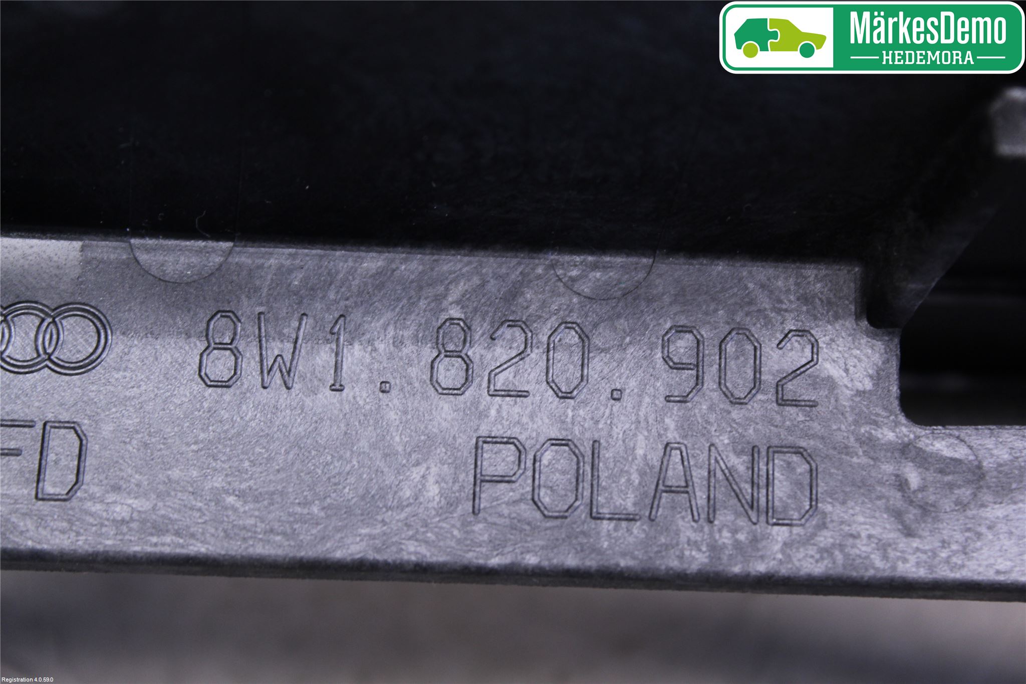 Audi A4/S4 B9 16-19 Dashbord Kanal - Dyse