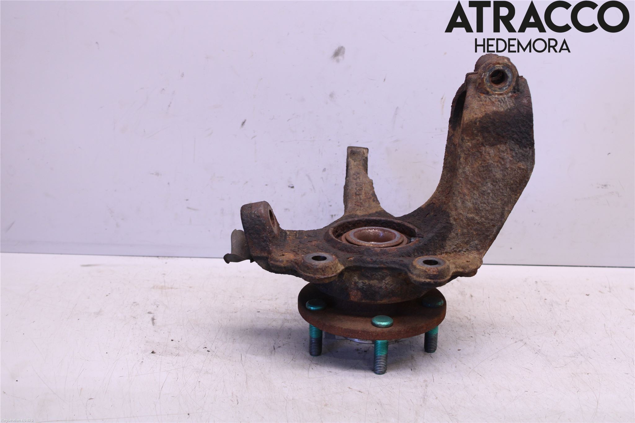 Ford FOCUS     04-07 Spindel Vf