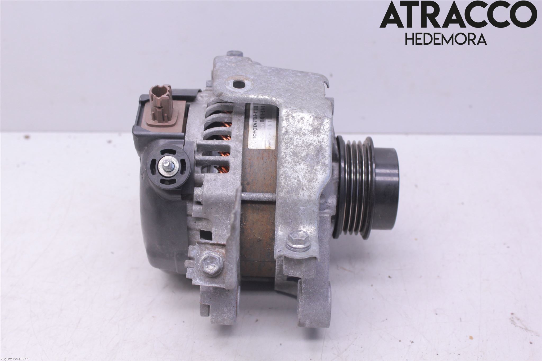 Toyota VERSO-S 11-16 Dynamo