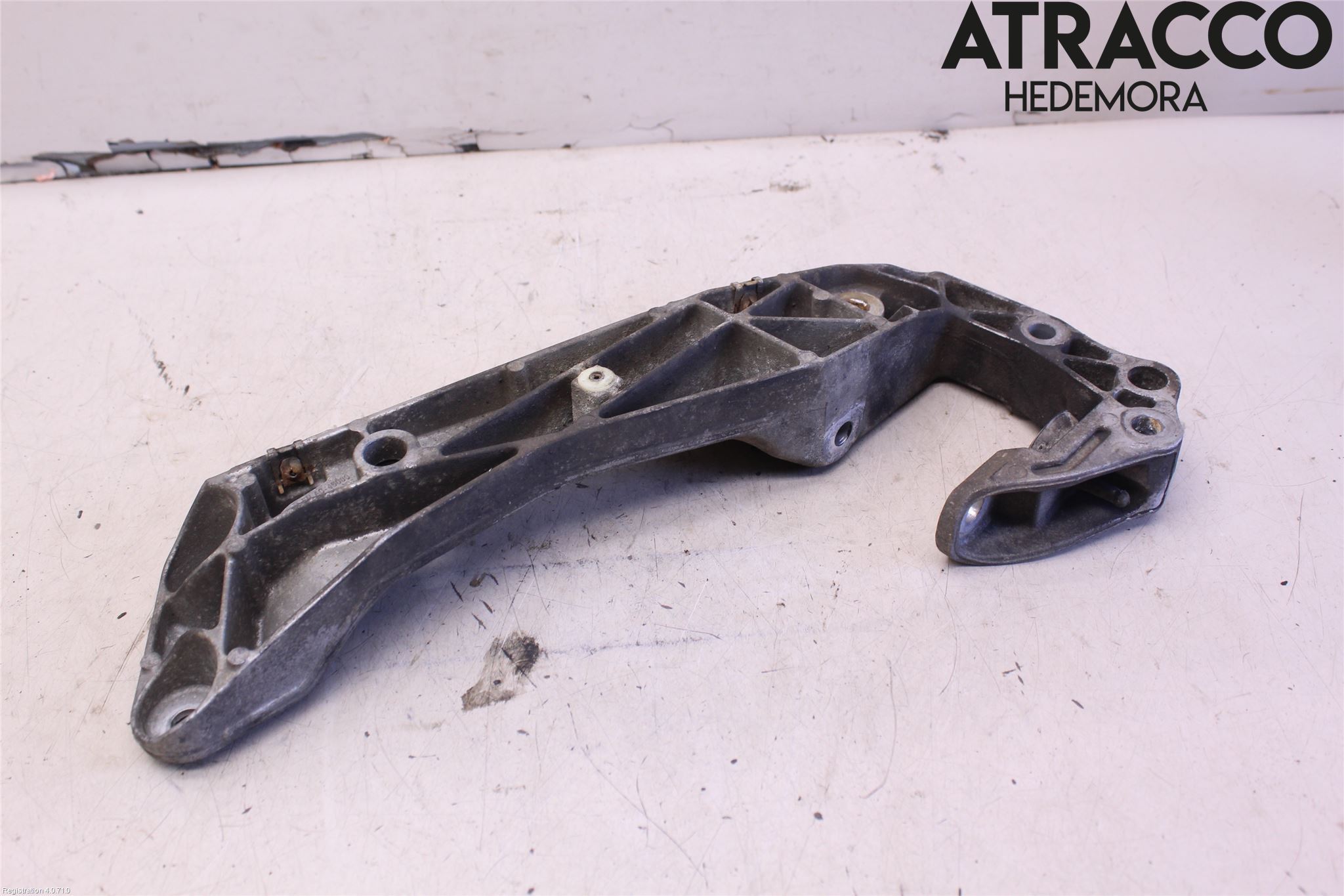 BMW 7 F01/02/03/04 09-15 Gearkasse Bjelke - Travers