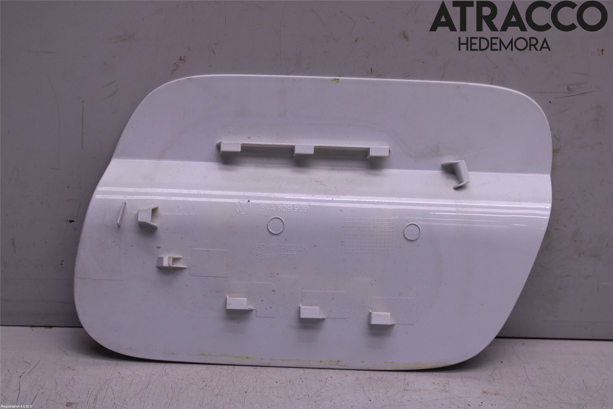Volkswagen VW TIGUAN 16-24 Drivstoff Tankluke