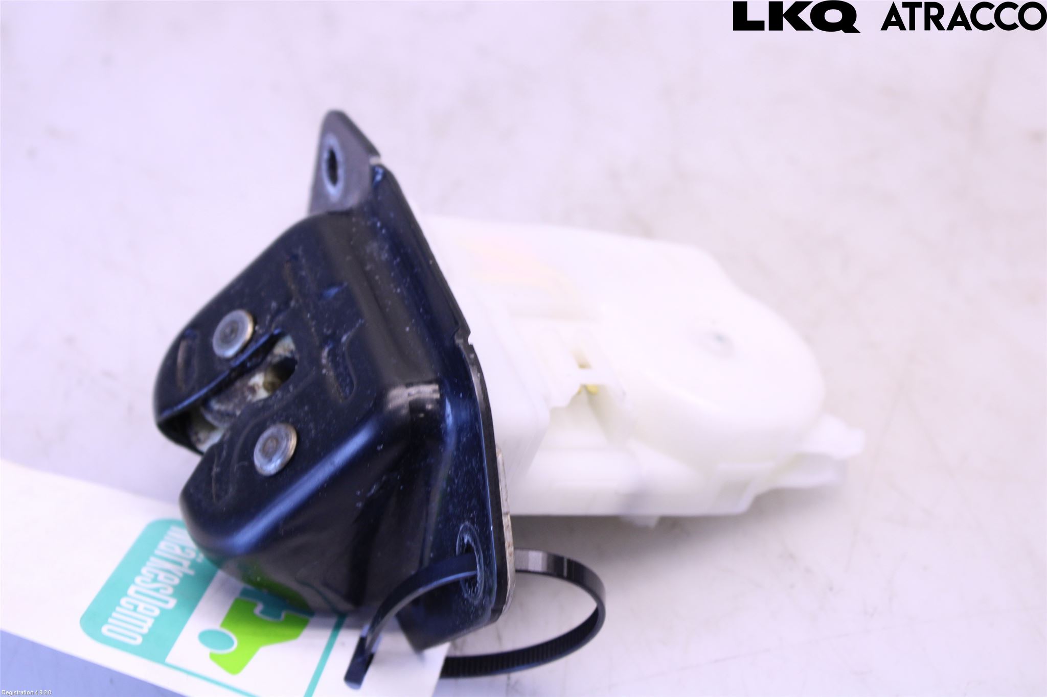 Nissan JUKE 10-14 Bakluke-Lokk Låsekasse