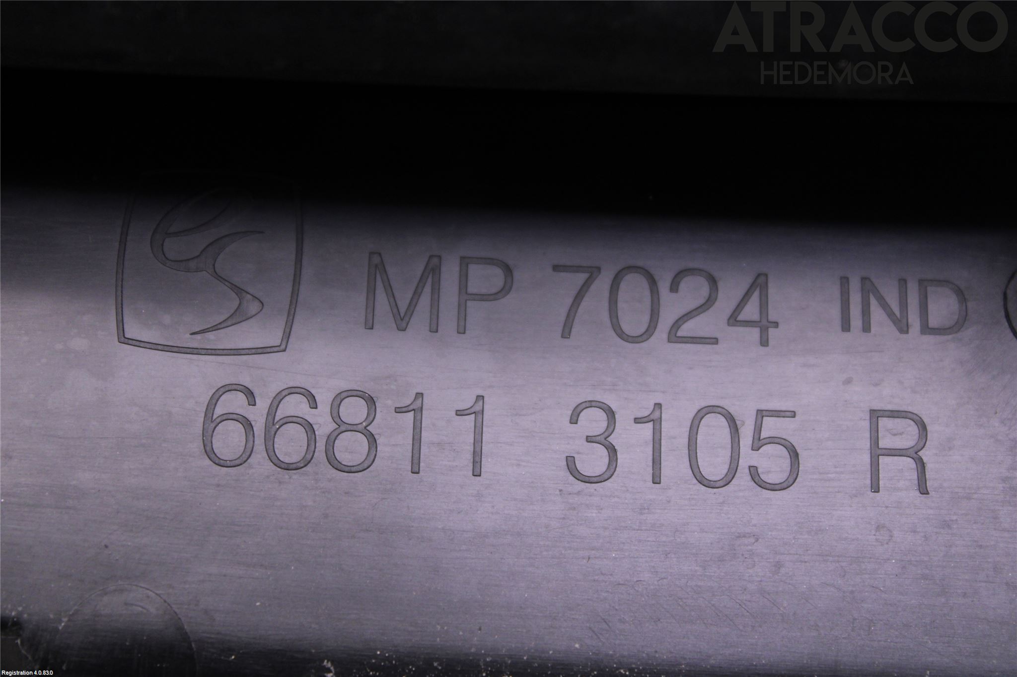 Dacia SANDERO/STEPWAY 13-20 Visker Deksel-Grill-Under Frr