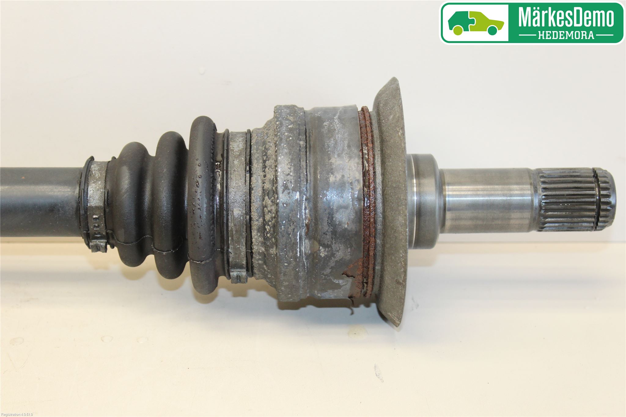 BMW 5 F10/F11/F18 09-17 Drivaksel Bak Kompl Høyre
