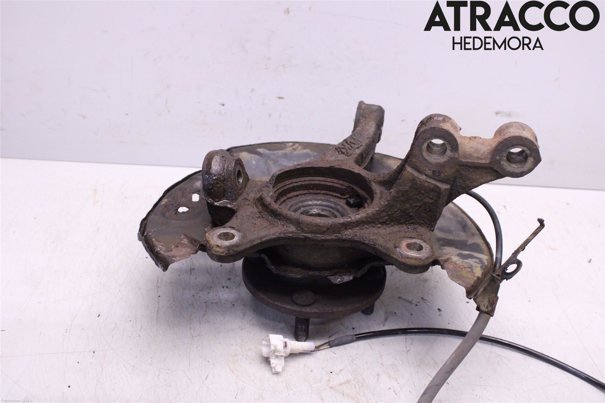 Toyota YARIS XP90 06-11 Spindel Vf