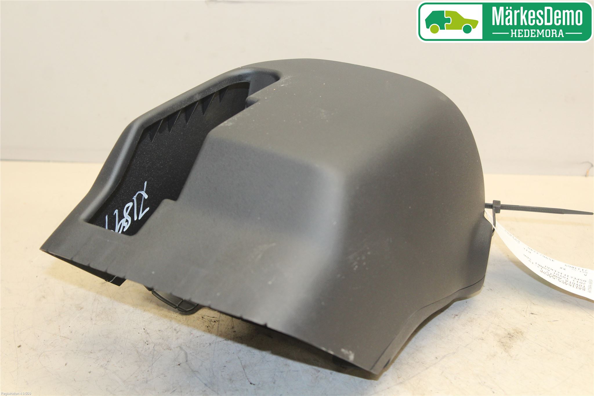 Toyota AURIS 13-19 Rattdeksel - Deksler