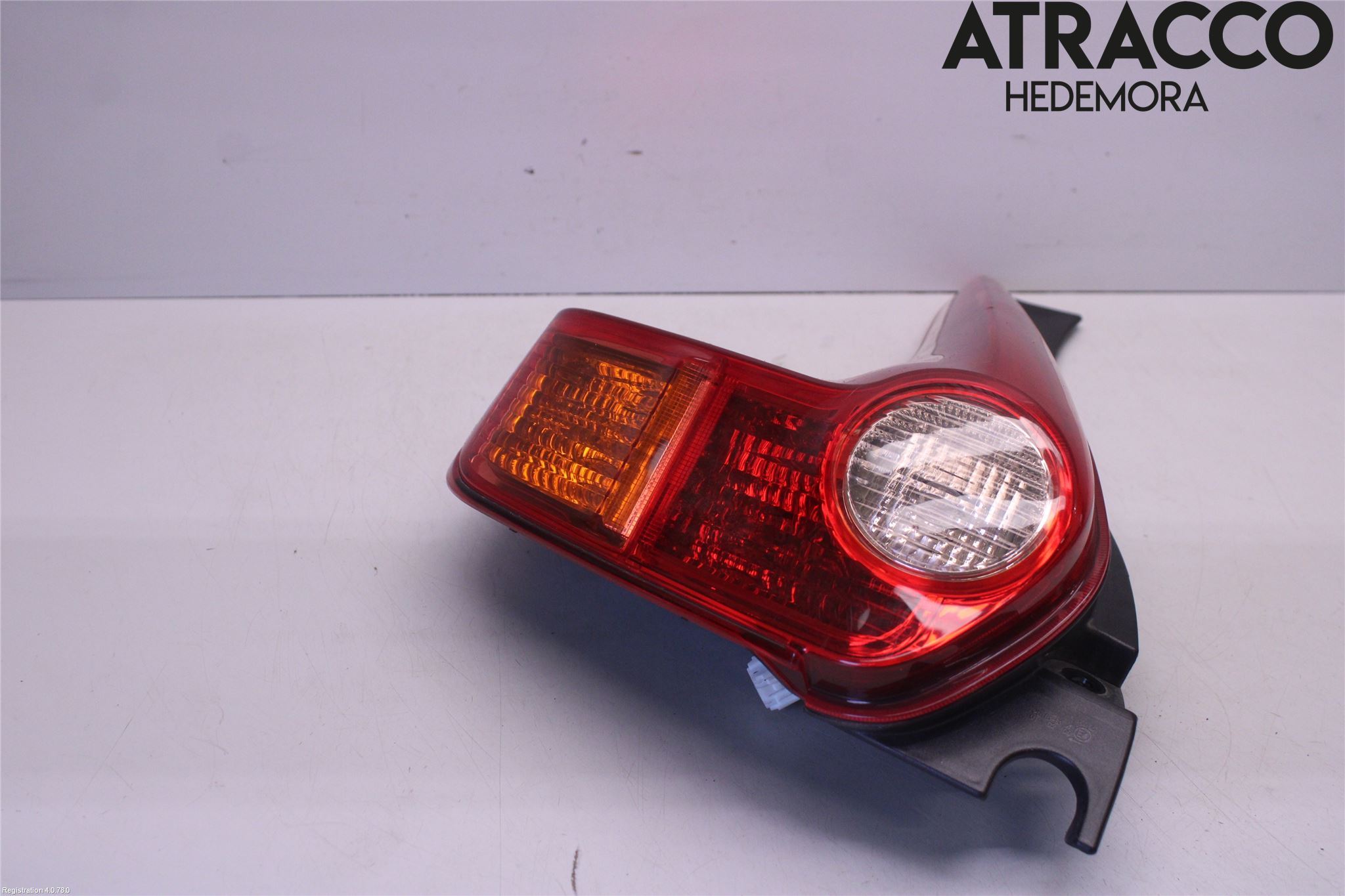 Nissan JUKE 10-14 Baklykt Venstre