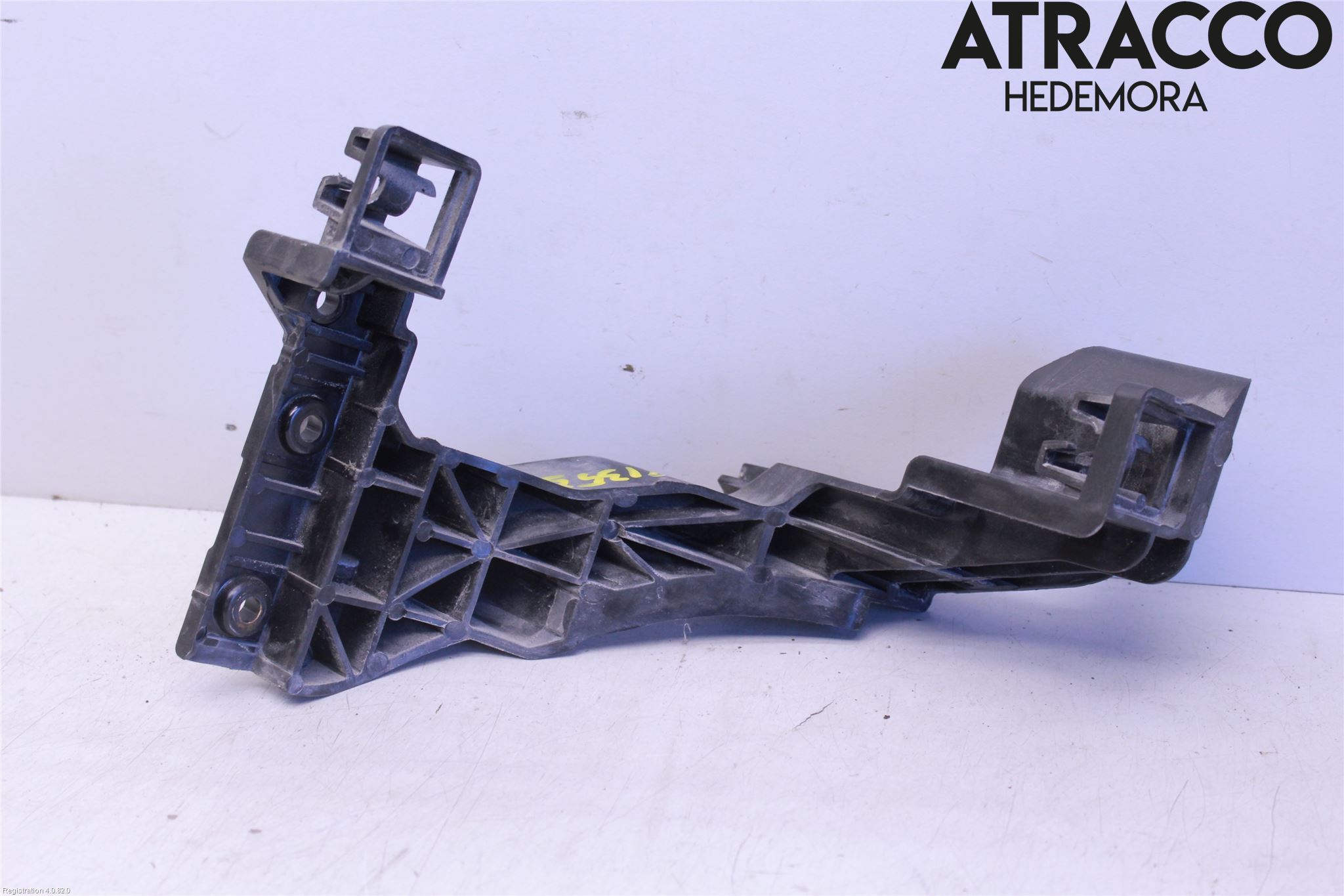 Kia CEED 12-18 Frontlykt Holder-Feste
