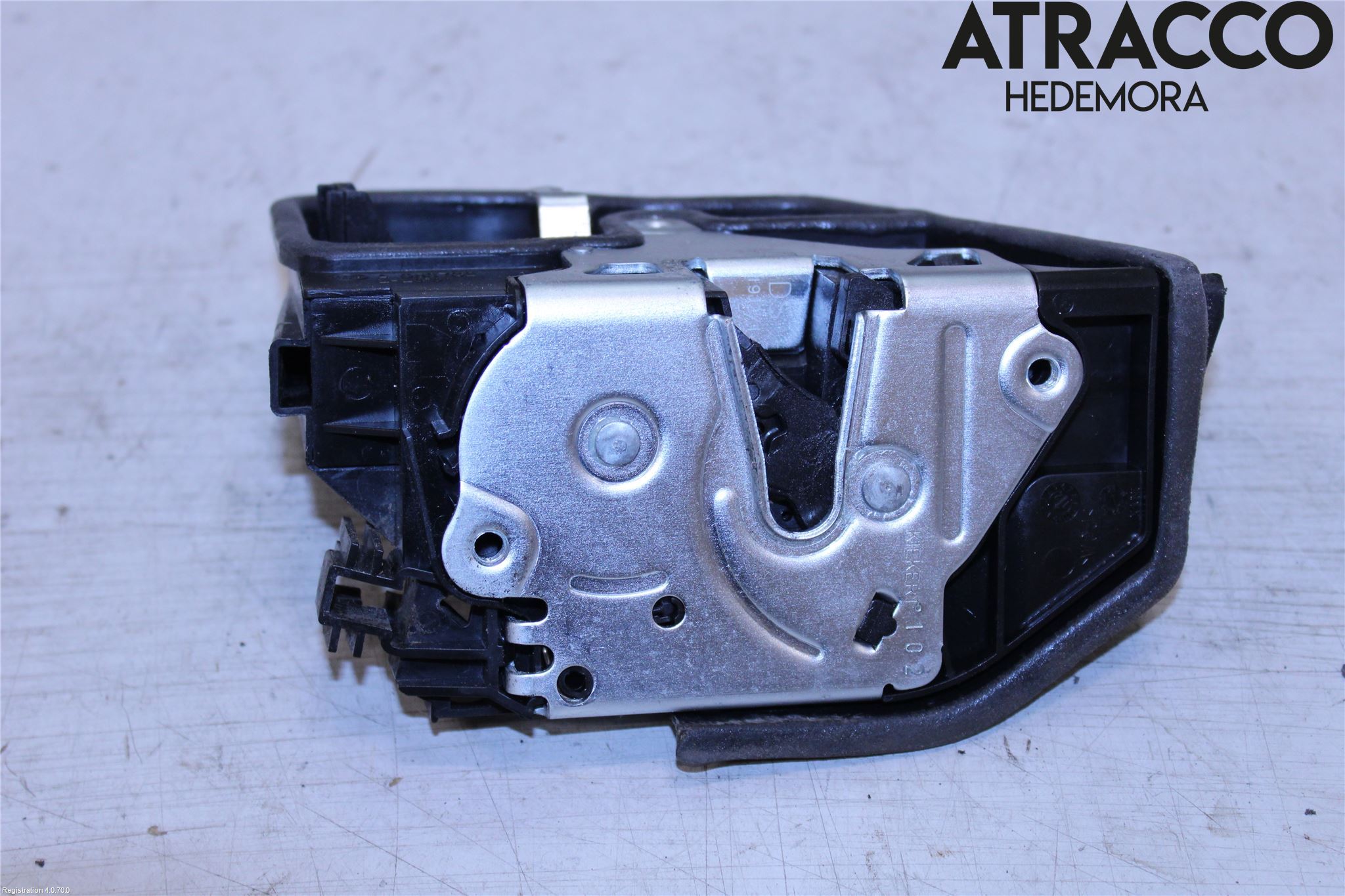 BMW 5 F10/F11/F18 09-17 Dørlås - Låsekasse
