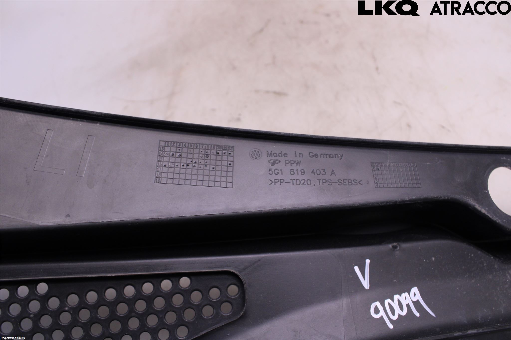 Volkswagen VW GOLF / E-GOLF VII 13-20 Visker Deksel-Grill-Under Frr