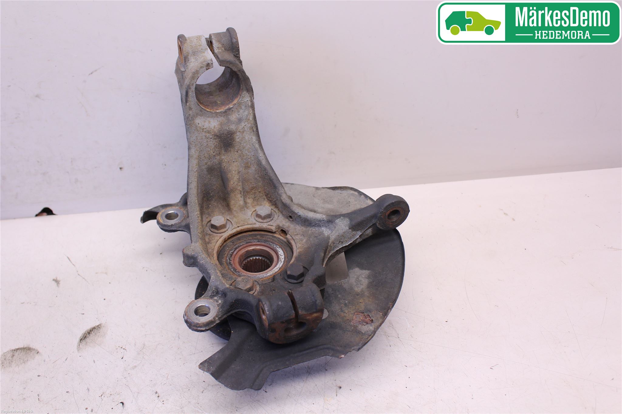 Nissan QASHQAI 14-17 Spindel Hf