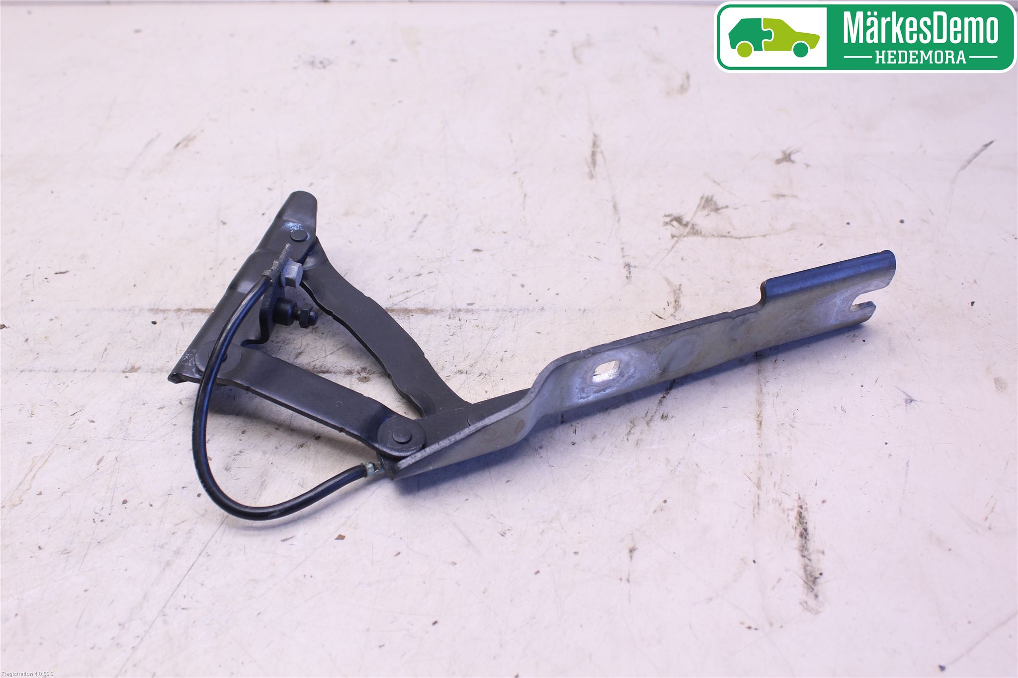 BMW 5 E60/61 Sed/Tou 02-10 Panser Hengsel - Hengsler